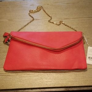 Purse/Clutch- Urban Expressions